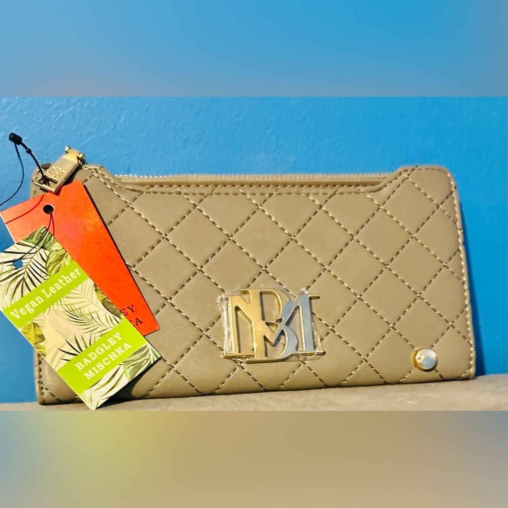 Badgley Mischka Quilted Grey Long Wallet Gift Ready